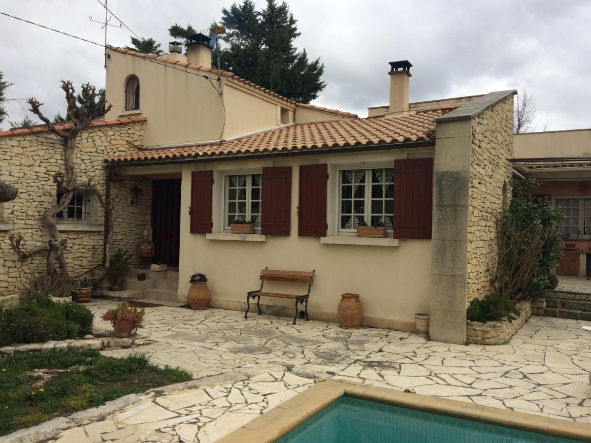 Chambre Dans Villa Charmante Vallabrègues المظهر الخارجي الصورة