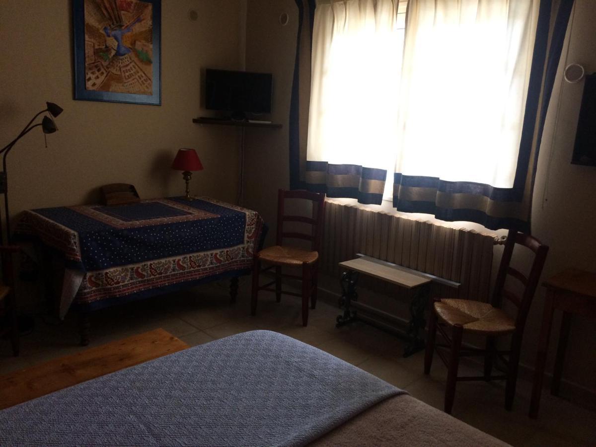 Chambre Dans Villa Charmante Vallabrègues المظهر الخارجي الصورة