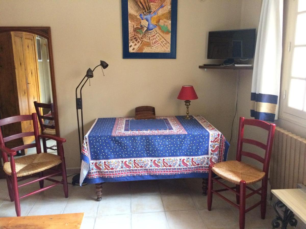 Chambre Dans Villa Charmante Vallabrègues المظهر الخارجي الصورة